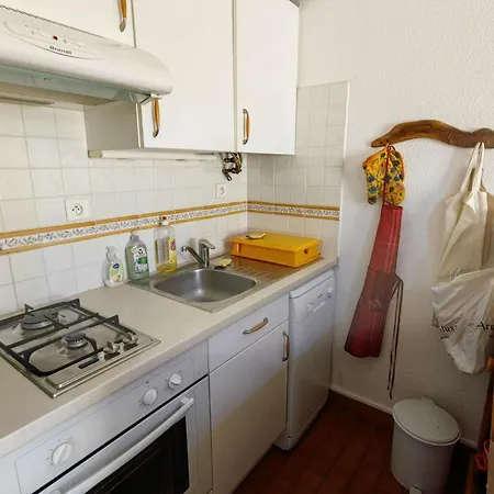 Apartment T2 Mezzanine, Climatise, Piscine Et Parking, Proche Et Loisirs, Cap D'agde - Fr-1-607-104 *