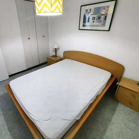 T2 Mezzanine Climatise Avec Piscine Et Parking Au Cap D'agde - Fr-1-607-104