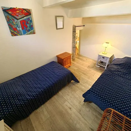 Διαμέρισμα T2 Mezzanine Climatise Avec Piscine Et Parking Au Cap D'agde - Fr-1-607-104